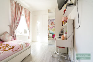 Photo 6- click for photo gallery